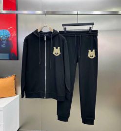 Picture of Moncler SweatSuits _SKUMonclerM-5XLkdtn11329660
